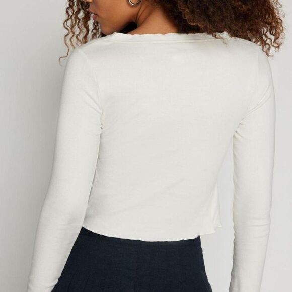 Urban Outfitters/Kimchi Blue Melissa Tie-Front Top NEW - Picture 4 of 8